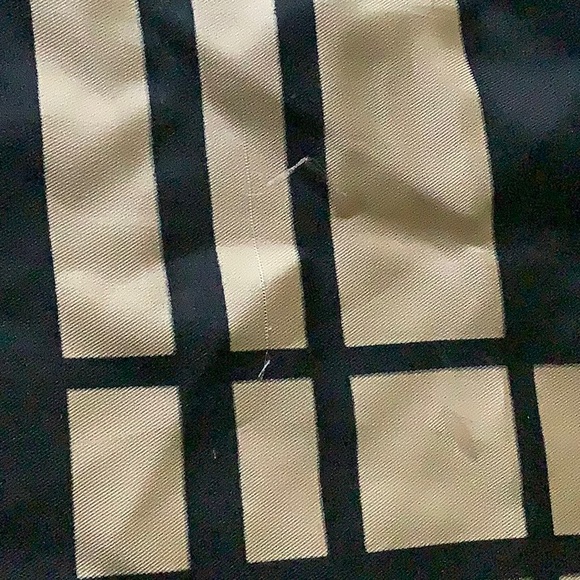 !Brooks Brothers! Square Pattern Scarf/Bandana (Silk) - Picture 4 of 5